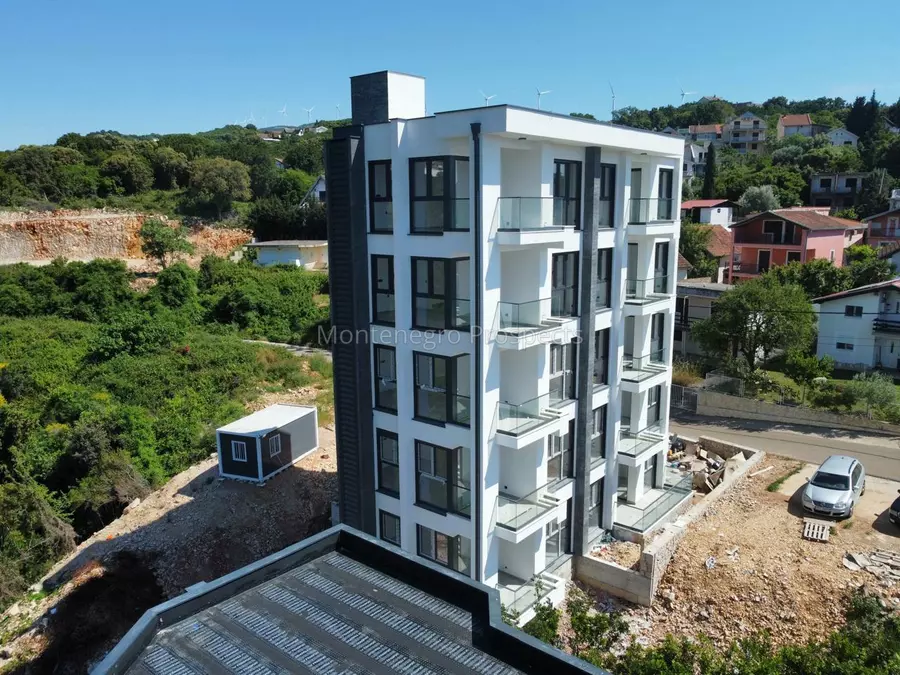 New building j10270 22