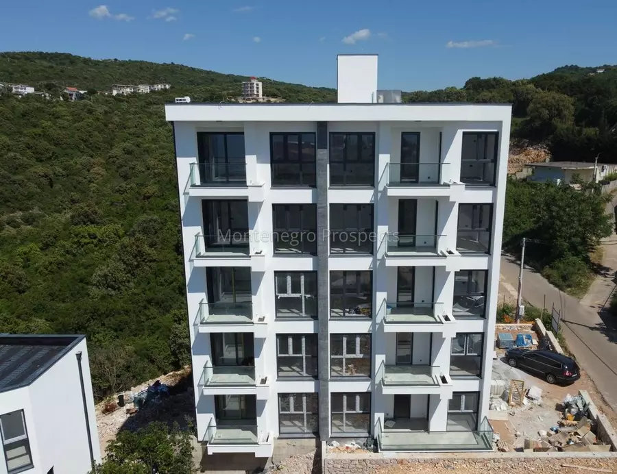 New building j10270 31
