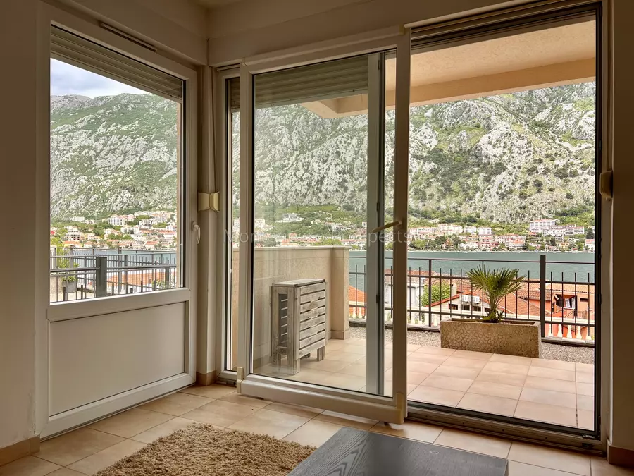 Two bedroom apartment with undisturbed sea views kotor bay 13800 13