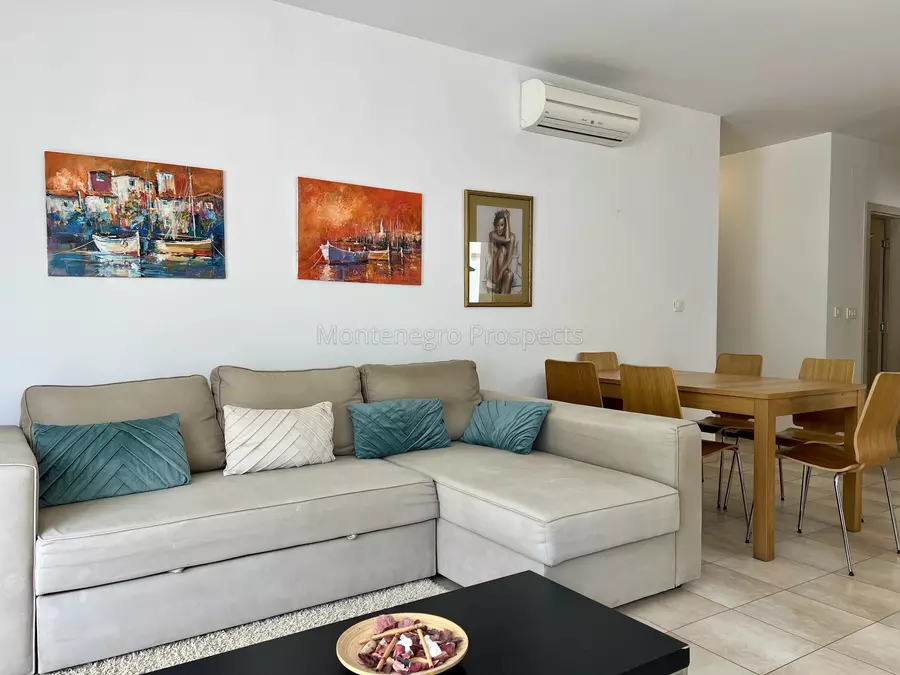 Two bedroom apartment with undisturbed sea views kotor bay 13800 15