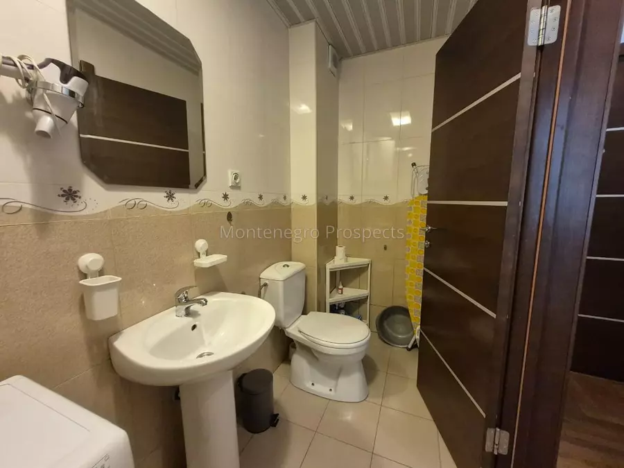 77101 apartment in budva 6 1067x800