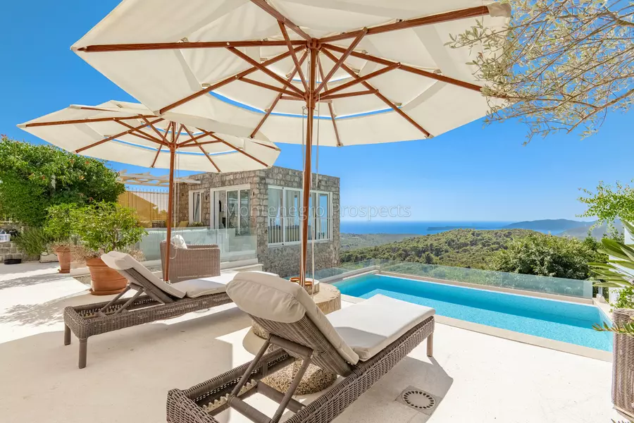 14168 lustica vila for sale 28