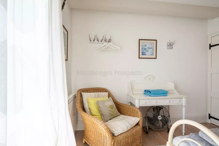 14168 lustica vila for sale 58