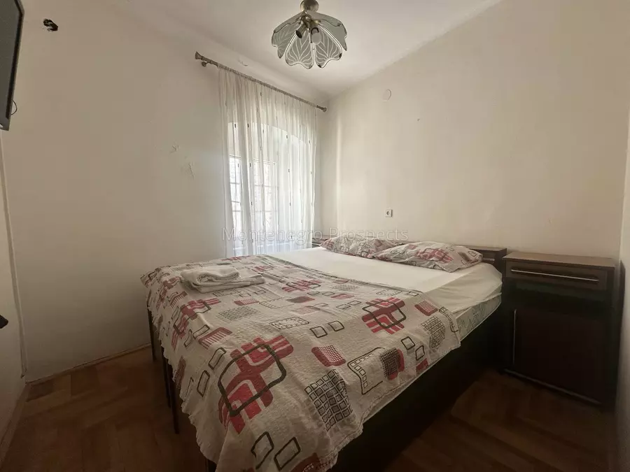 Compact two bedroom apartment located in peaceful part of old town of kotor 13818 11