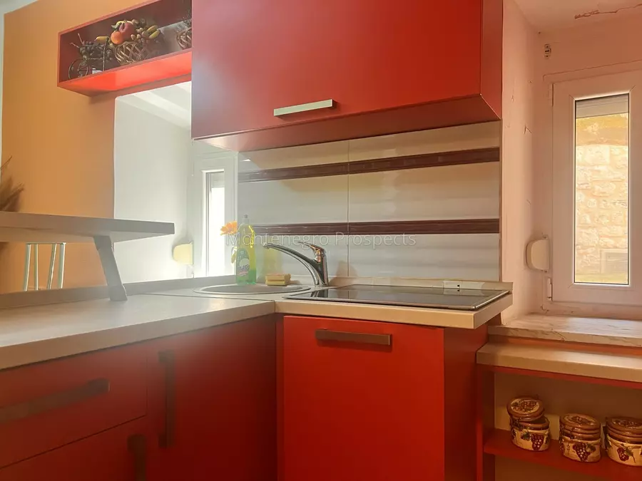 Compact two bedroom apartment located in peaceful part of old town of kotor 13818 3