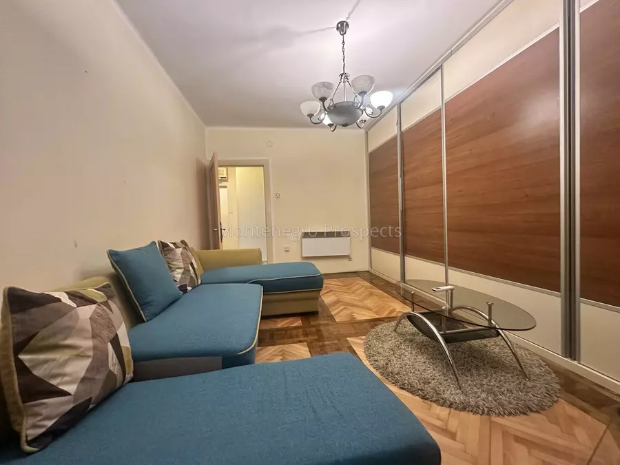 Compact two bedroom apartment located in peaceful part of old town of kotor 13818 9