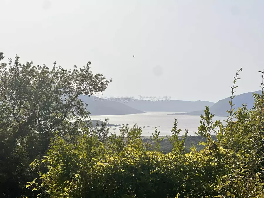 Spacious plot with planning permit and sea views kavac 13817 1
