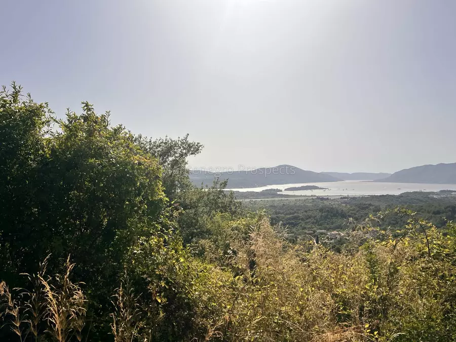 Spacious plot with planning permit and sea views kavac 13817 6