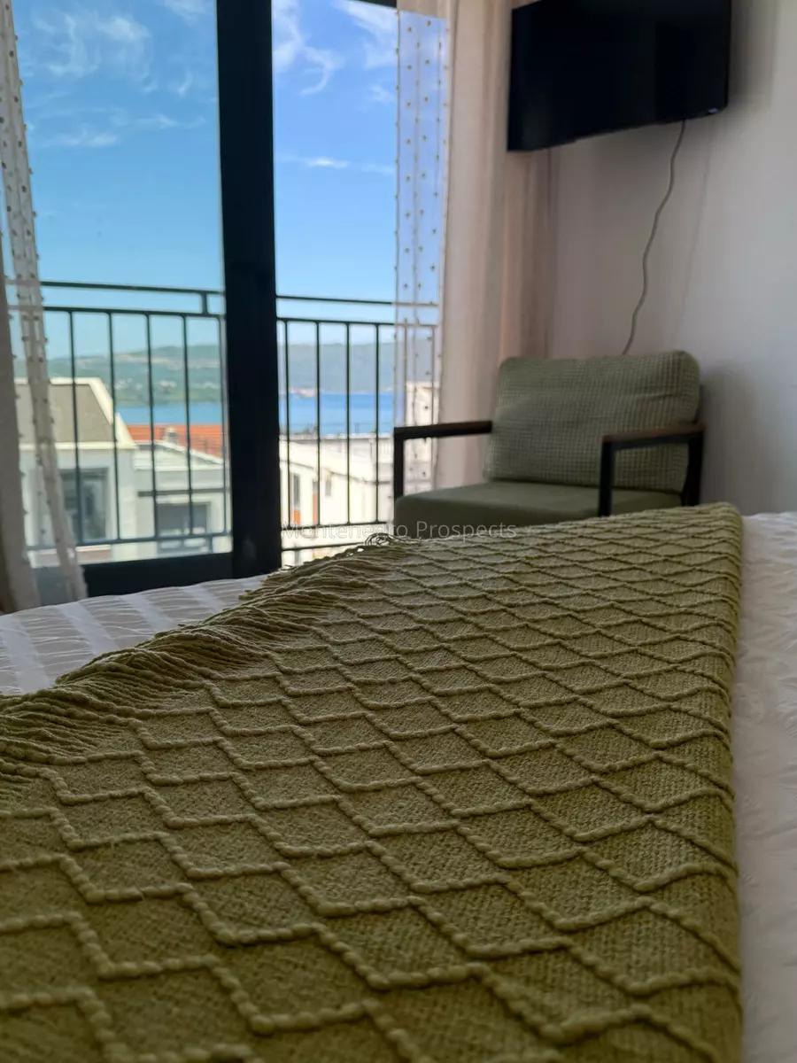 Modern three bedroom apartment with panoramic sea views tivat 13659 1