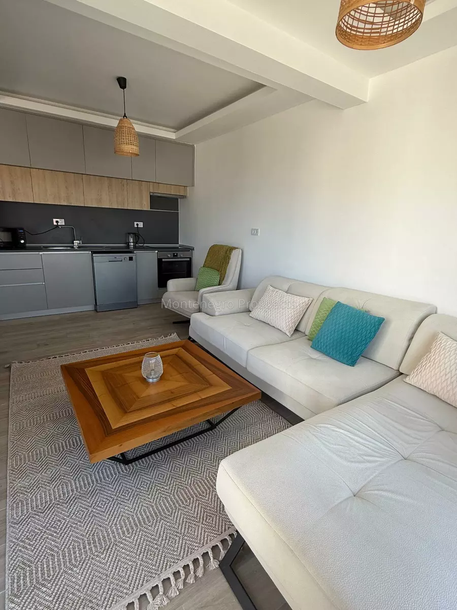 Modern three bedroom apartment with panoramic sea views tivat 13659 13