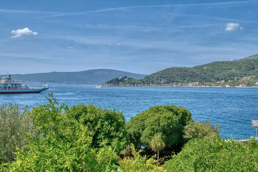 Stone villa on the first line to the sea in lepetani tivat 13822 28