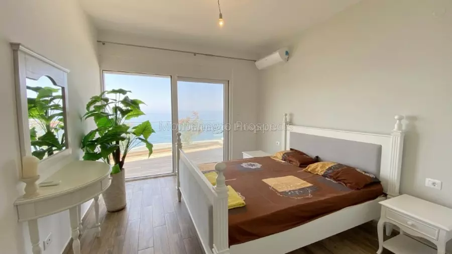 10267 apartment on the front line 3