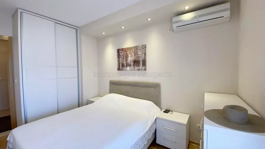 10268 large apartment in bar 14