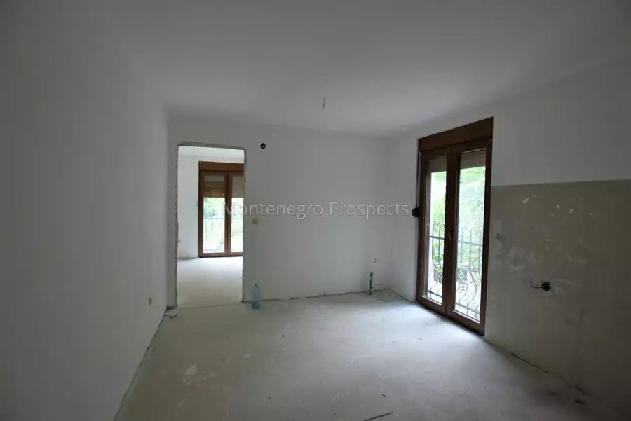 12199 villa in becici 16