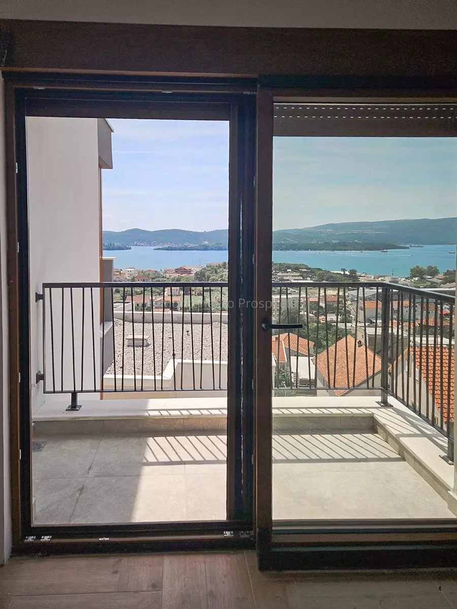 New luxury complex under the development tivat 13682 32