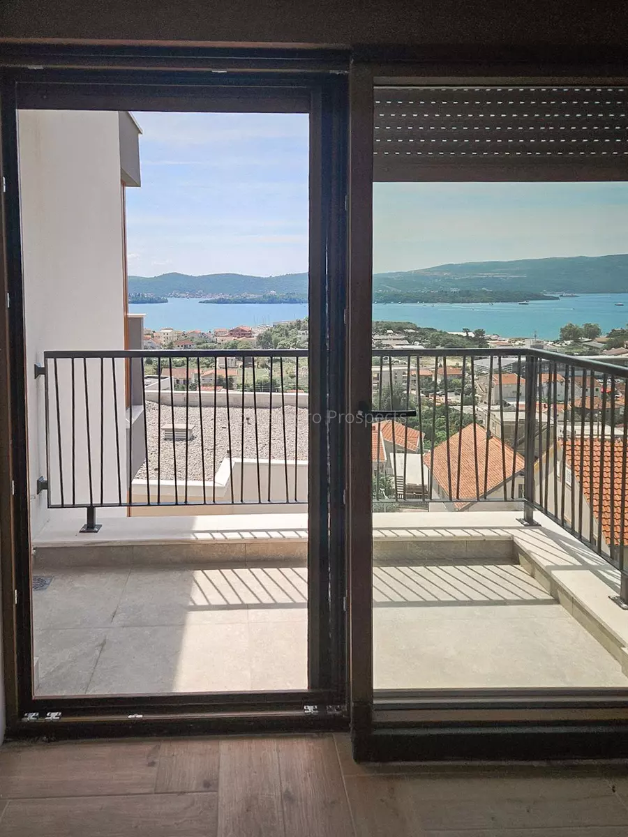 New luxury complex under the development tivat 13682 33