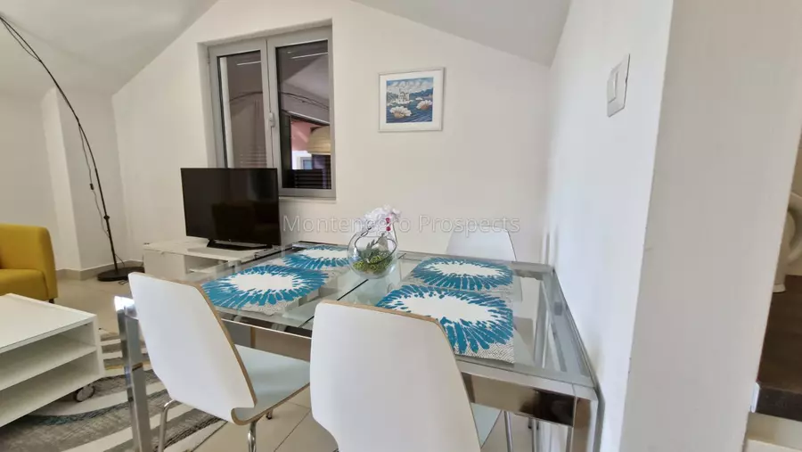 14177 apartment with excellent views morinj 32