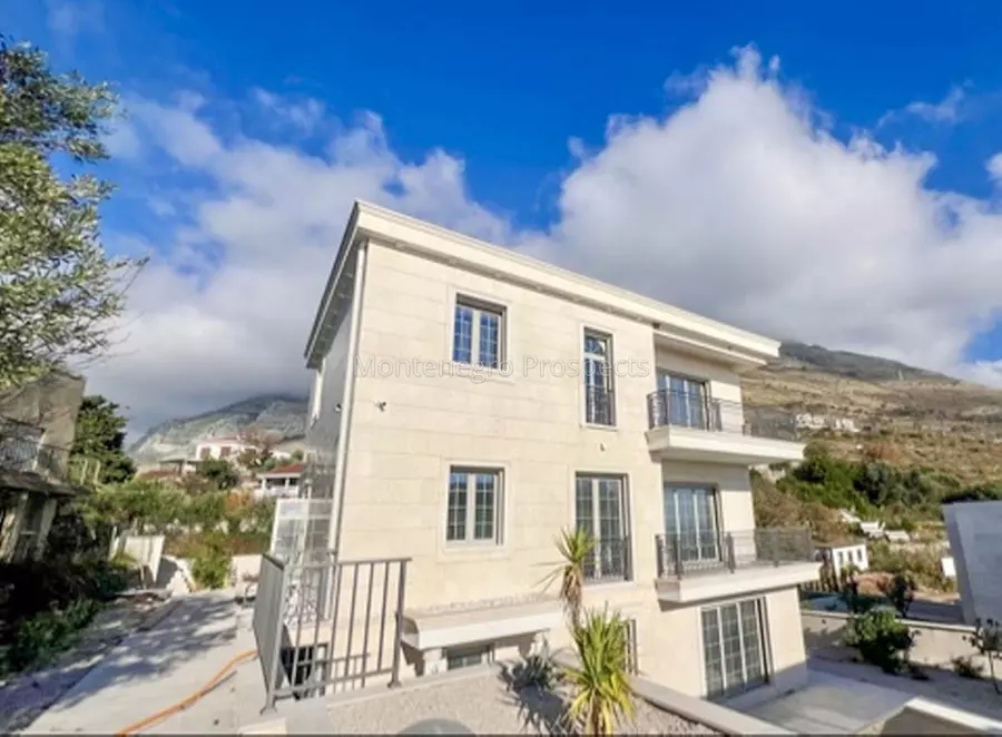 12739 vila skocidevojka 18 1088x800