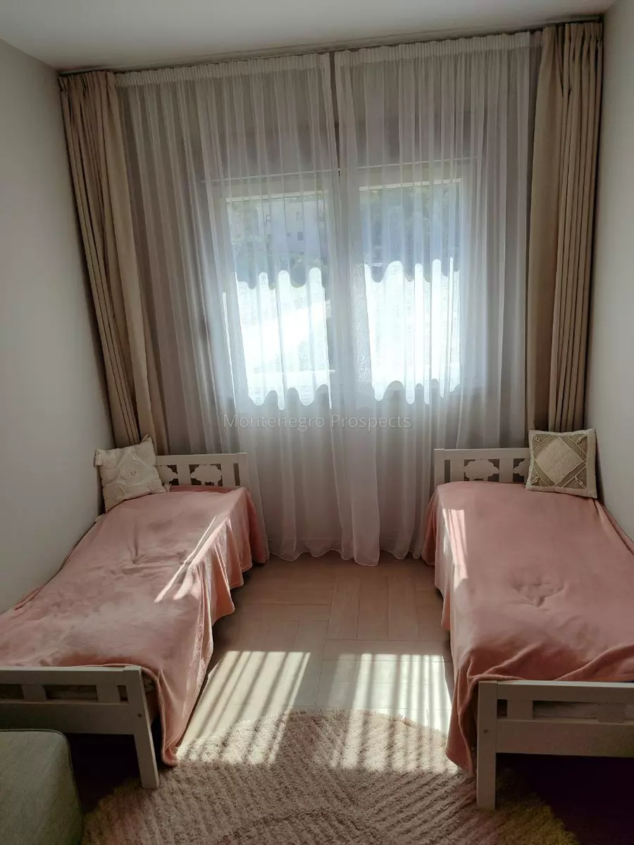 Three bedroom apartment for sale in dobrota   70 m from the sea 13838 11