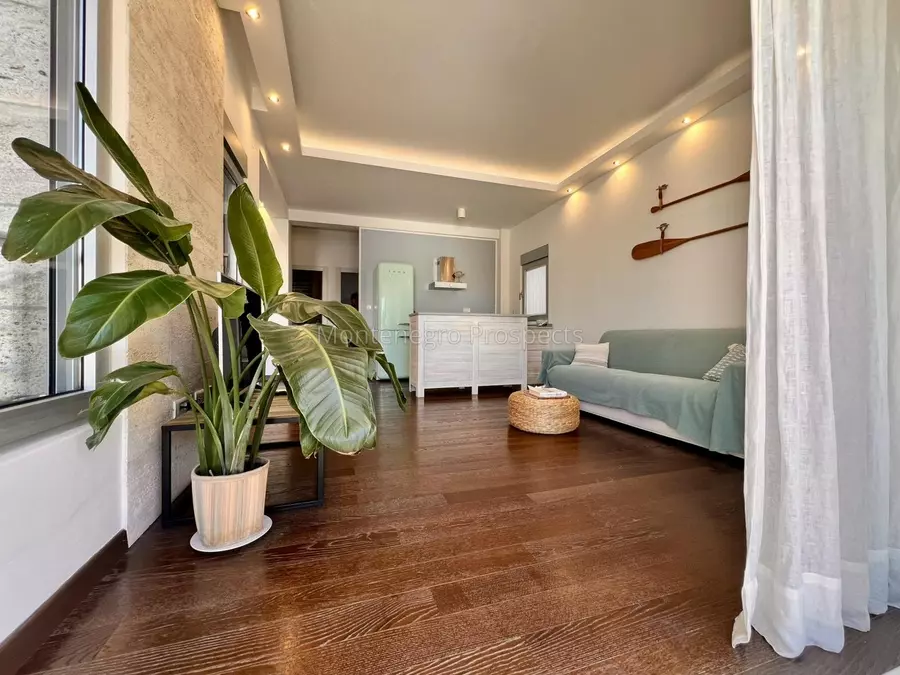 Two bedroom aparment just few minutes from the sea in dobrota kotor bay 13839 8