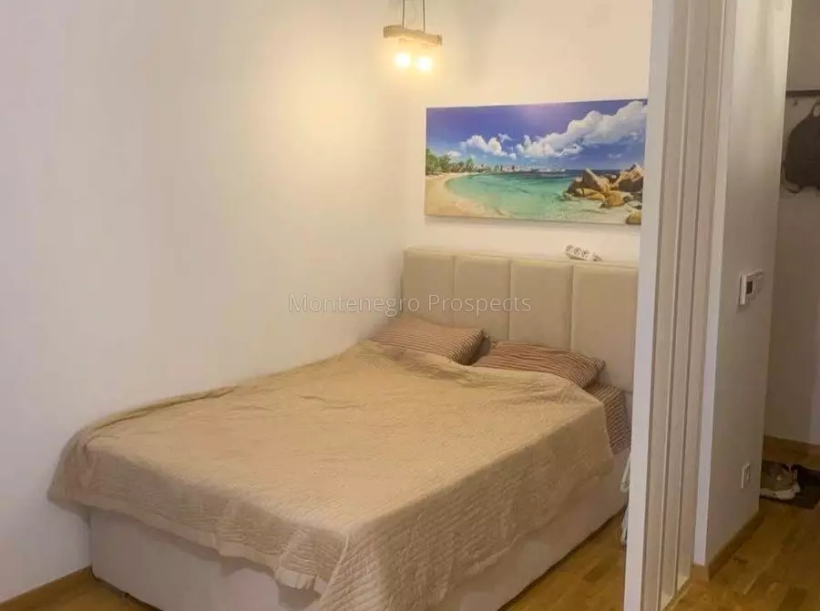 12743 studija becici 15 1073x800