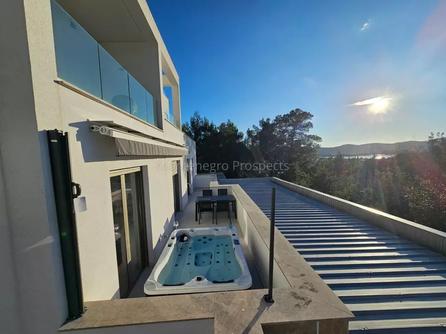 New fully furnished two bedroom apartment in mrcevac tivat 13845 18