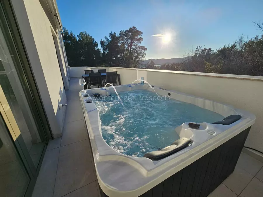 New fully furnished two bedroom apartment in mrcevac tivat 13845 5