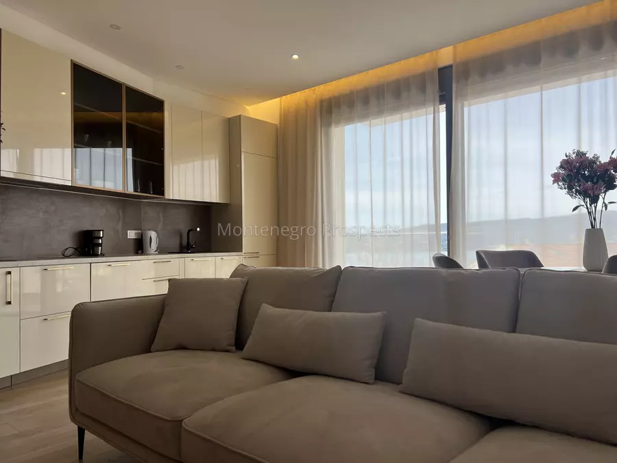 Modern two bedroom apartment with sea views in tivat 13850 15