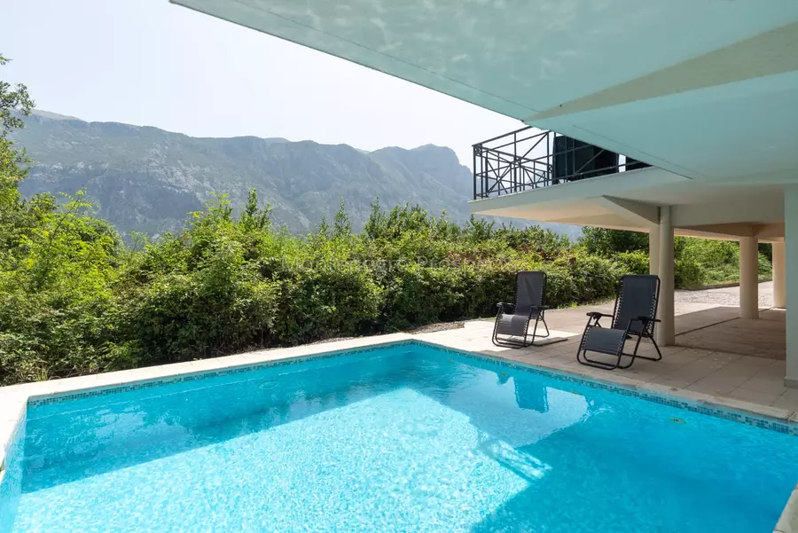 Two bedroom apartment with sea views in prcanj kotor bay 13854 3