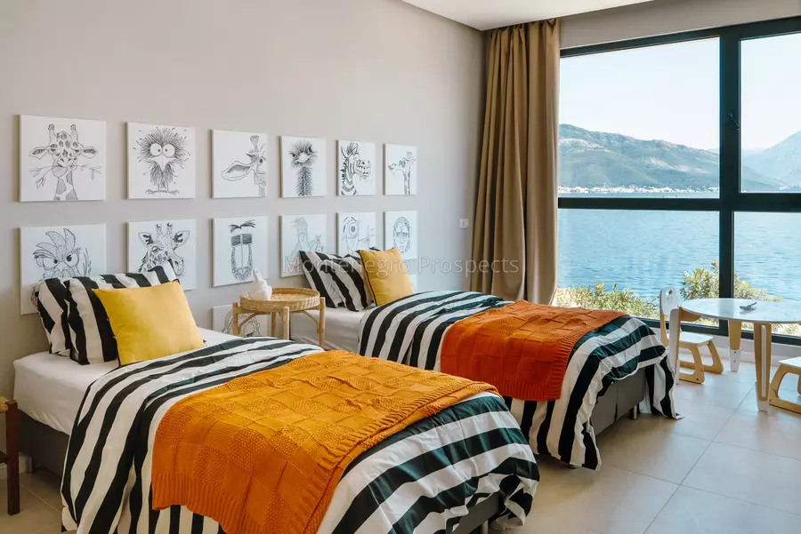 13516 villa krasici 54