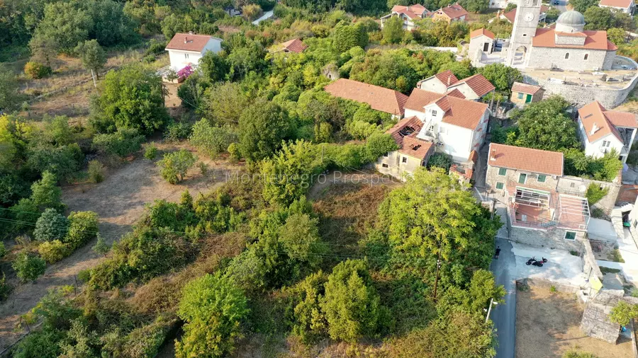14198 radovici stone house 12