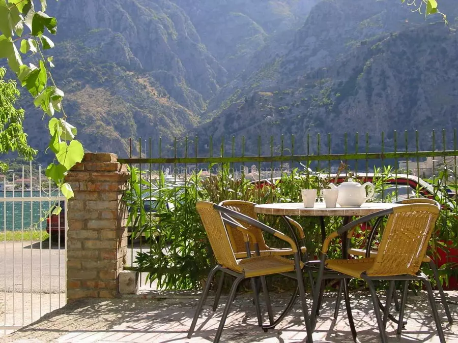 Seafront two bedroom apartment near kotor old town 13859 9