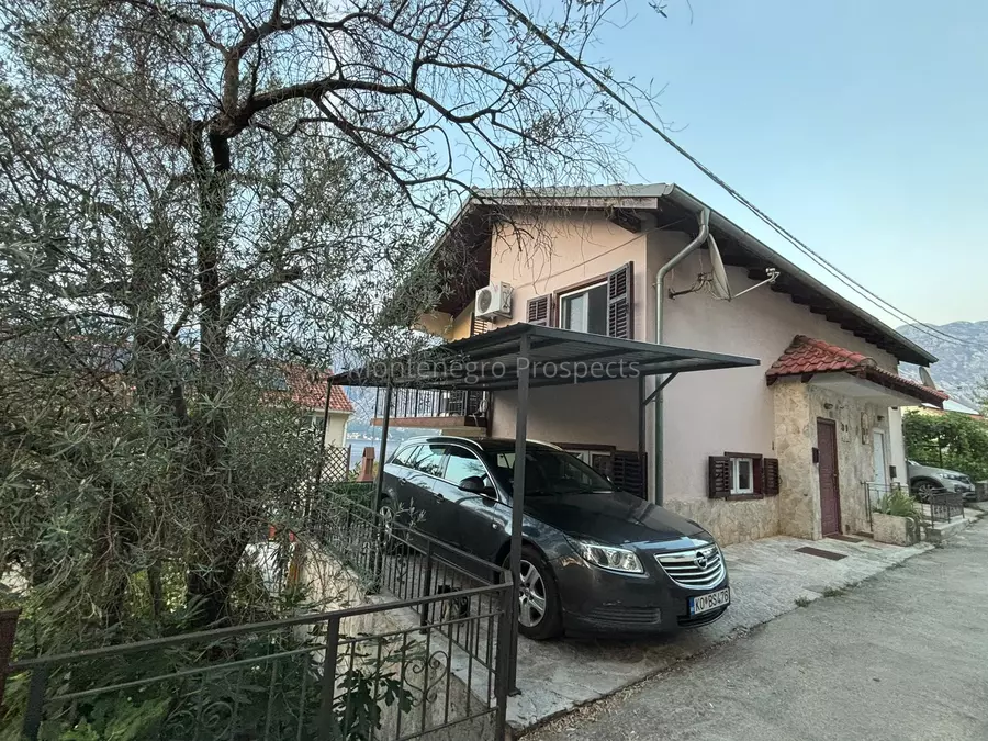 Two bedroom town house with nice garden in prcanj kotor bay 13858 1