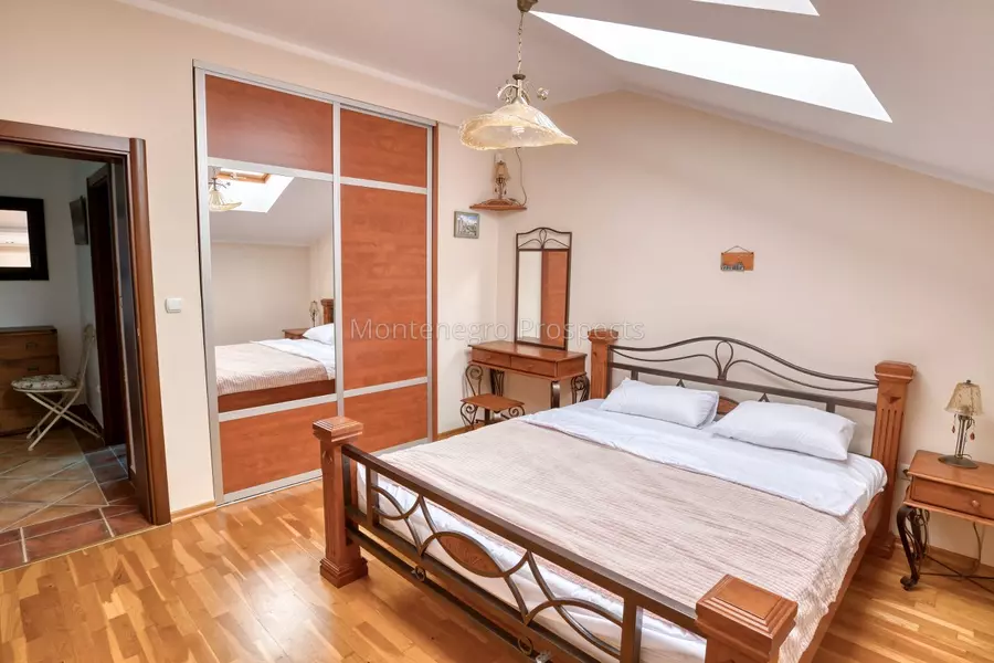 Two bedroom apartment 13860 14 1280x853