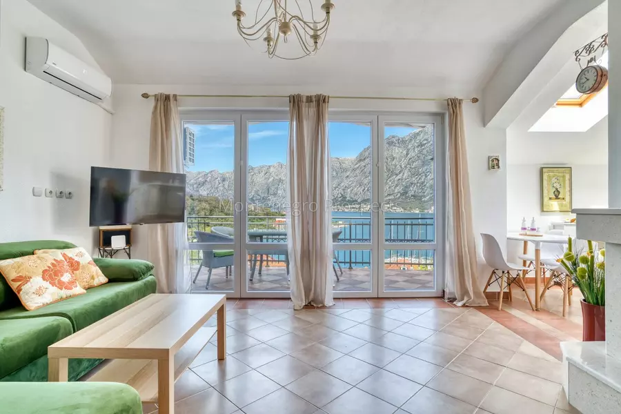Two bedroom apartment 13860 56 1280x853