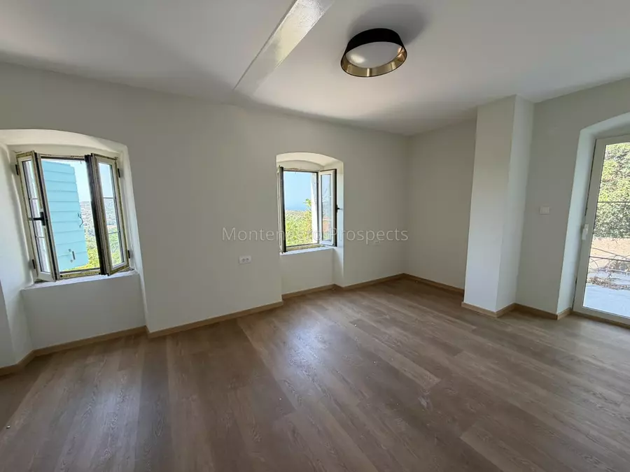 Beautifully renovated old stone house in zagora 11235 3