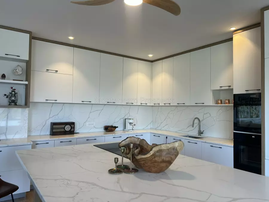 Newly built luxury villa located in kavac 13860 4
