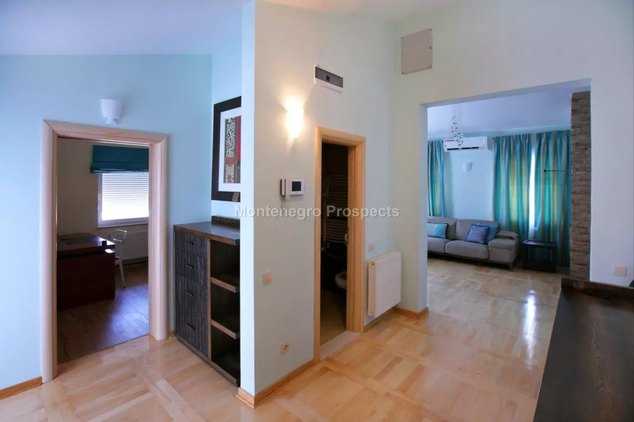 Spacious House in Igalo 4613