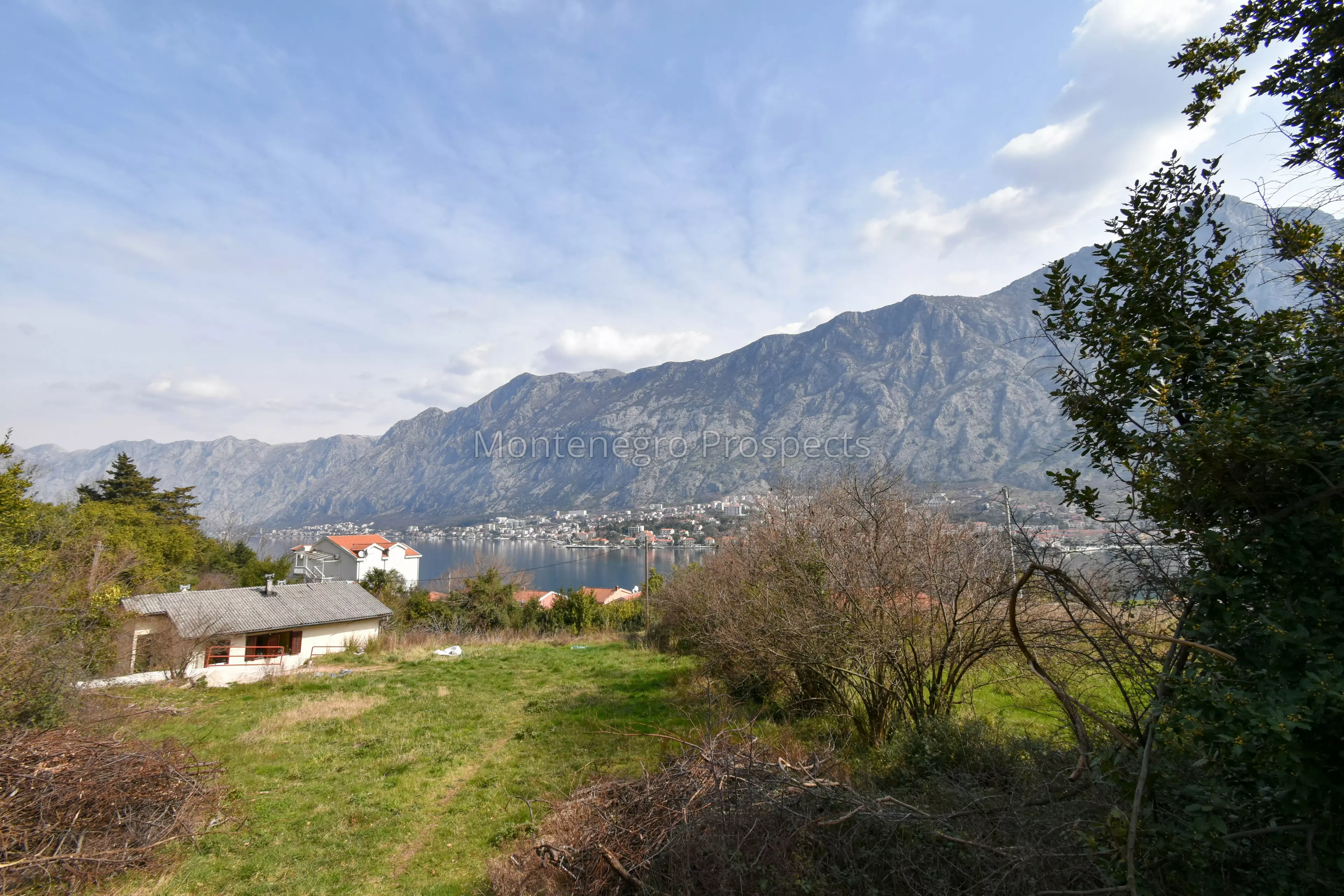 Plot for sale 13464 4