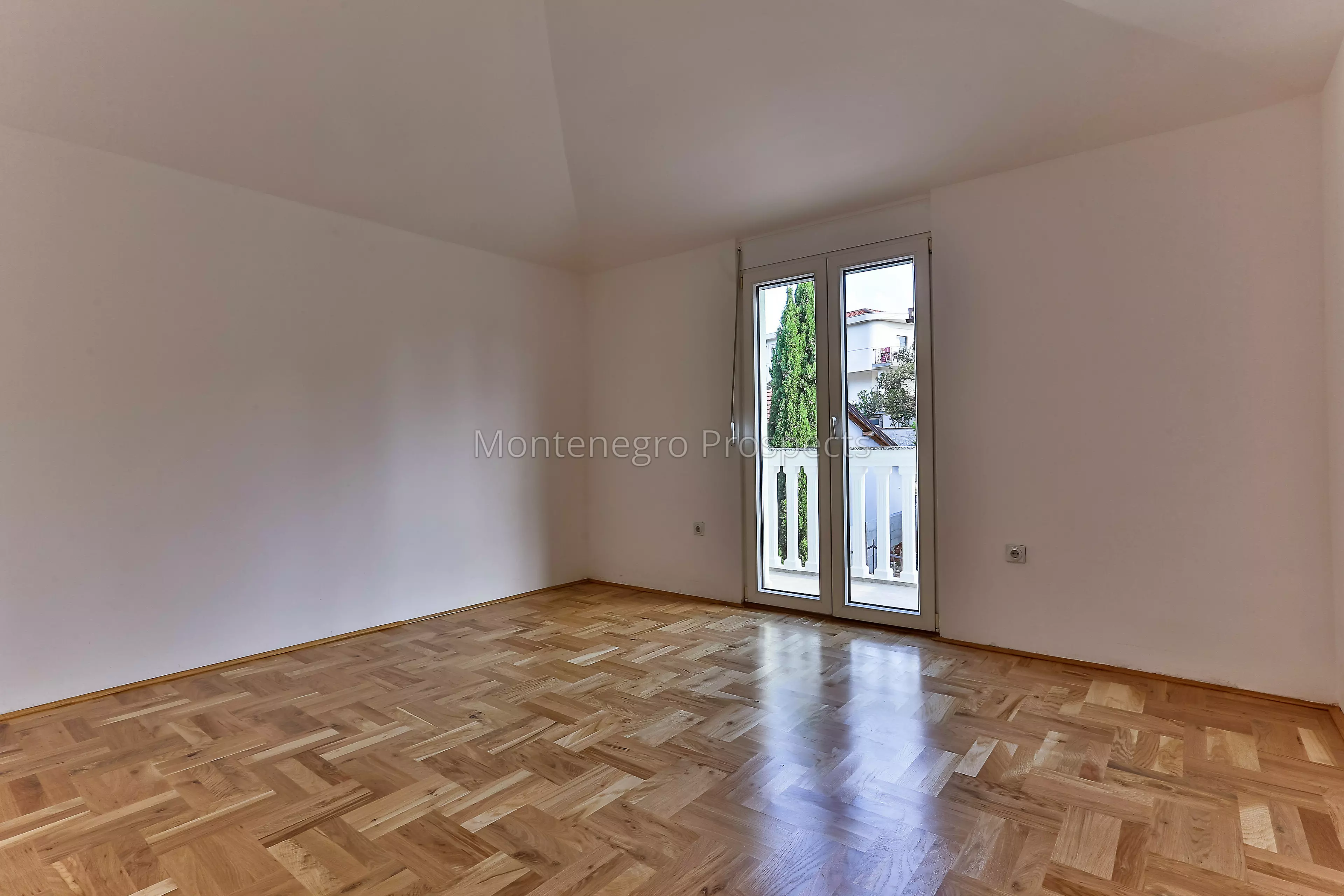 Dobre vode kuca j10117 13