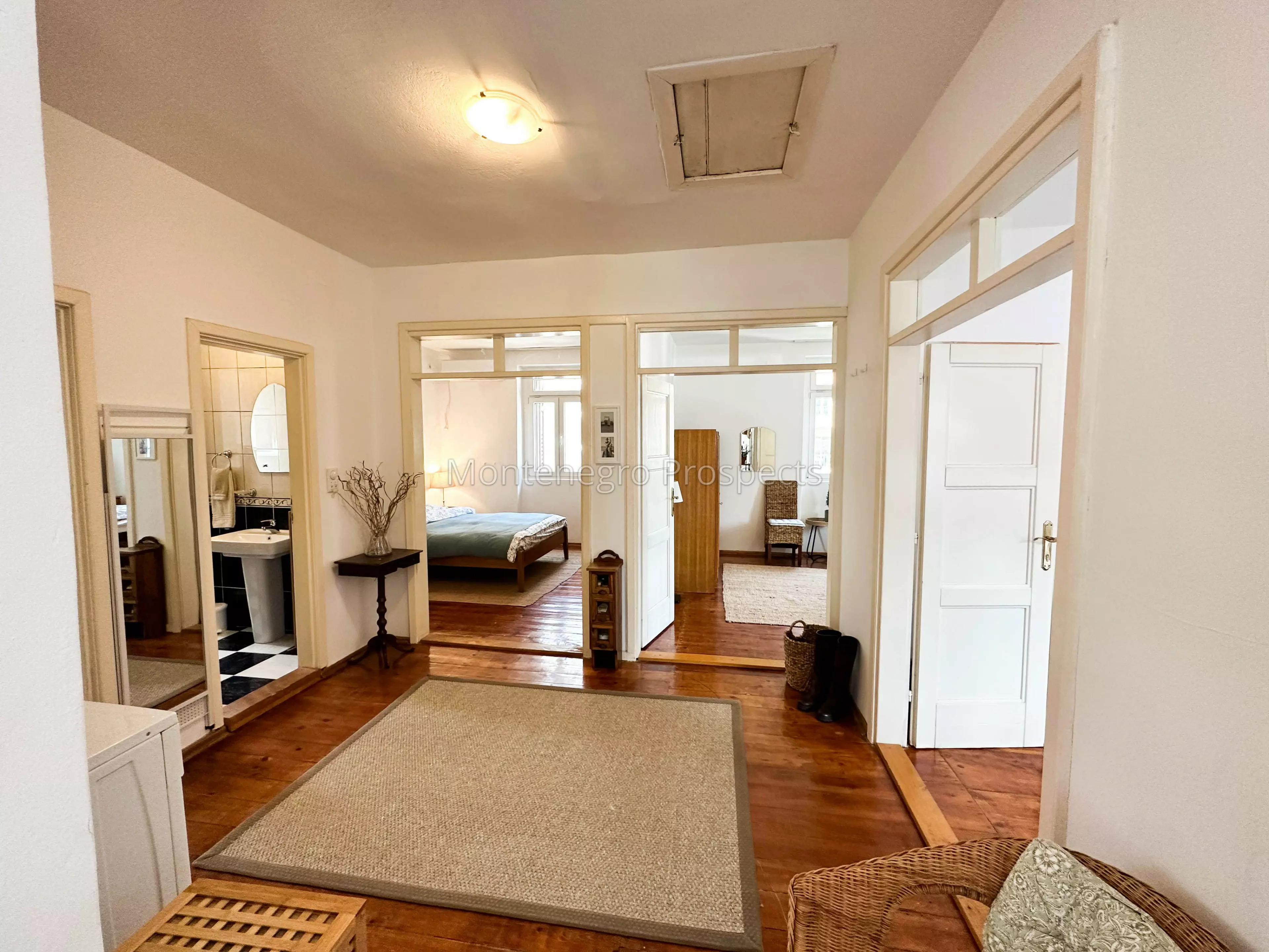 Apartment for sale 13570 15