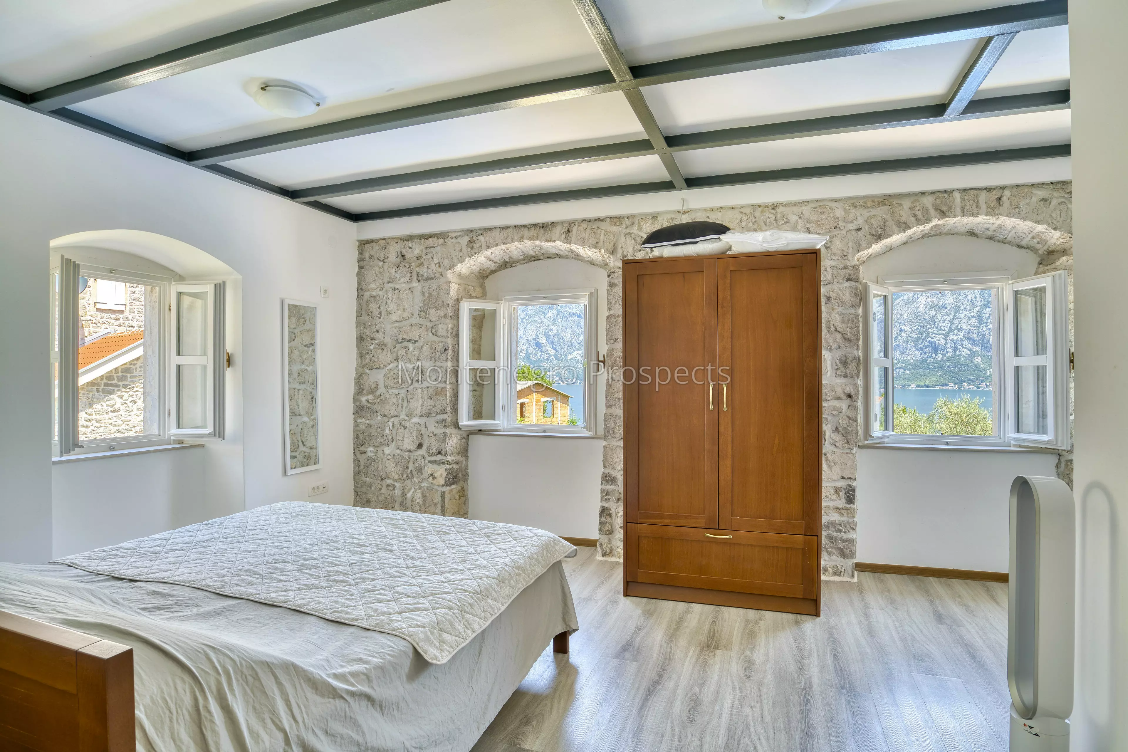 14120 villa prcanj jerovitza 1 of 1 49