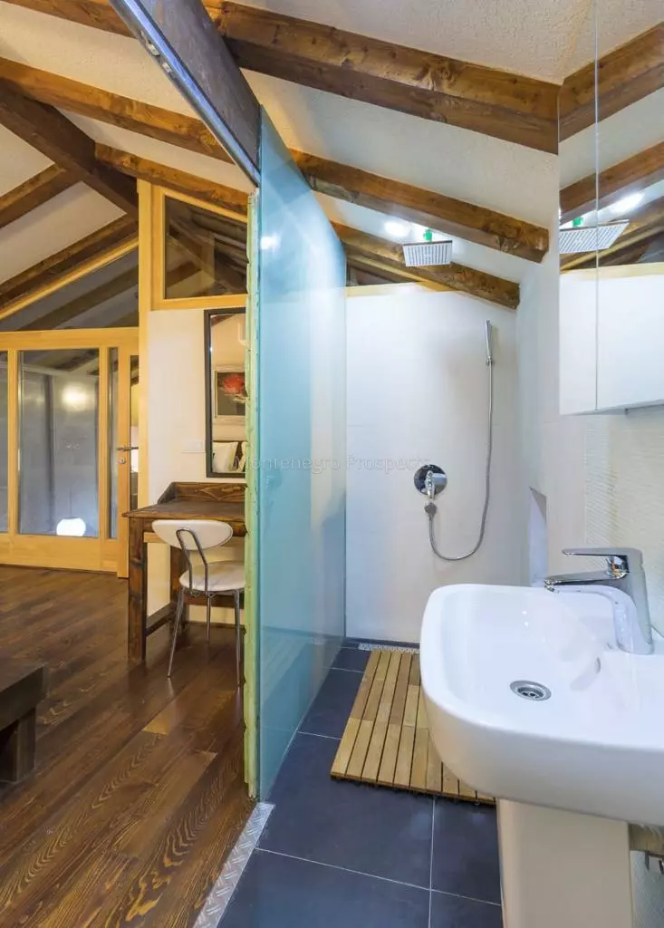 Renovated old stone house in djurasevici 13714 3