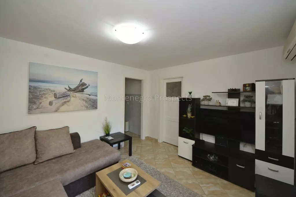 Family house in skaljari kotor 7909 19