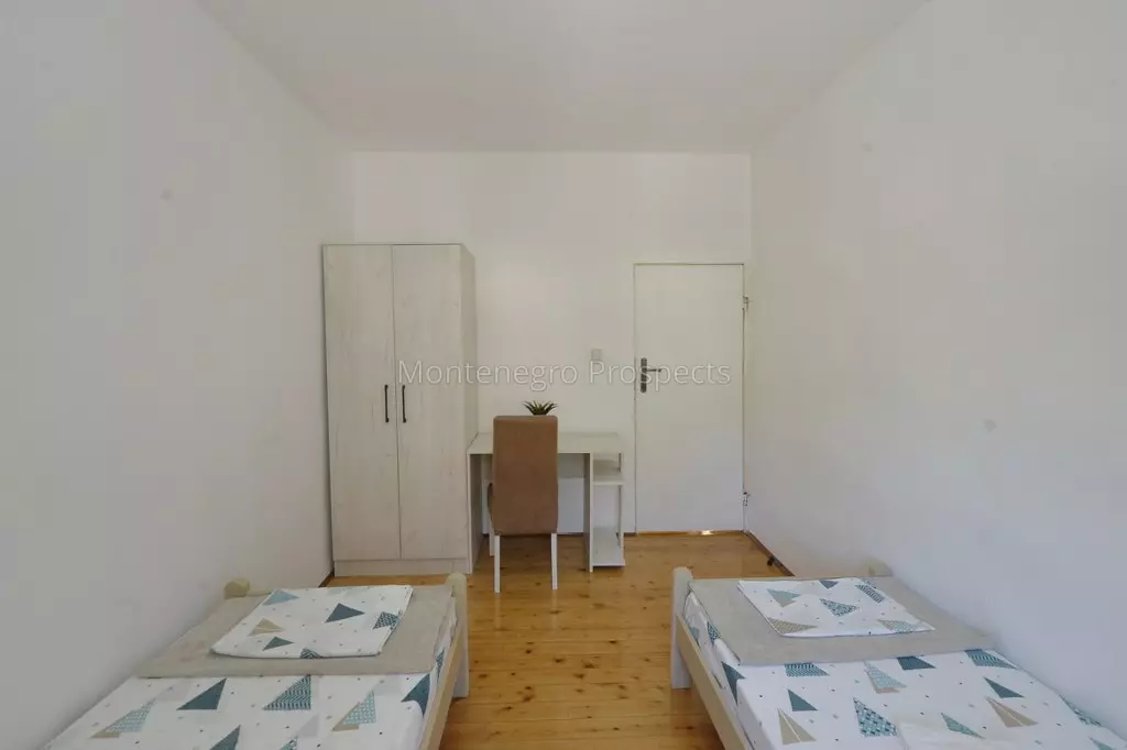 Family house in skaljari kotor 7909 27