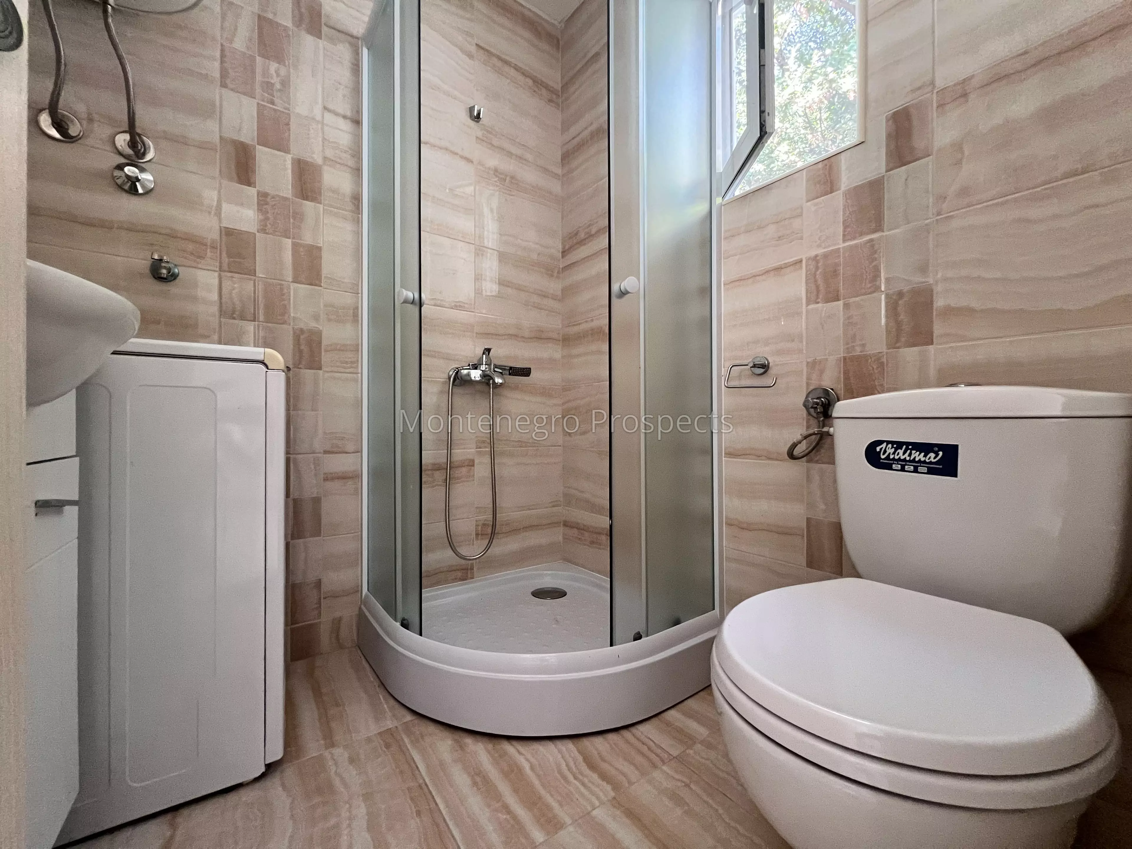 House for sale in orahovac 1 of 1 6
