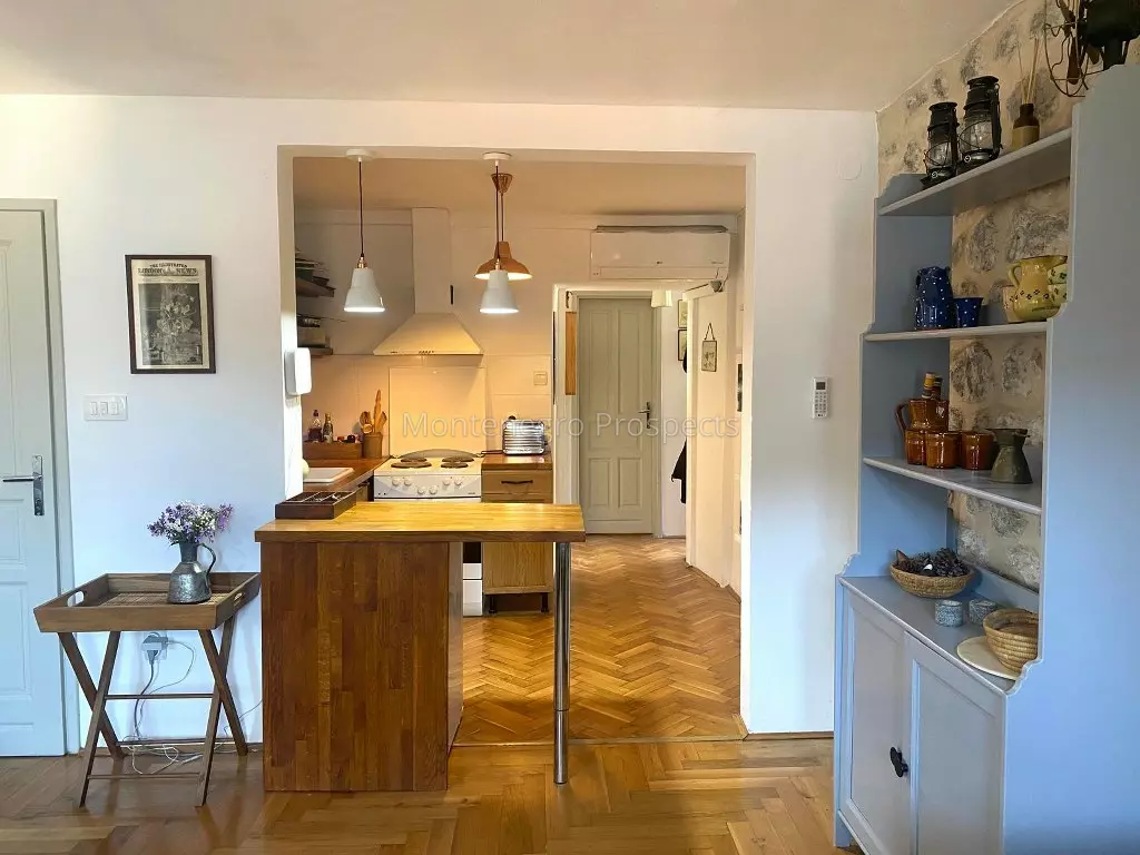 Stylish one bedroom apartment with stunning views perast 13763 1 1024x768