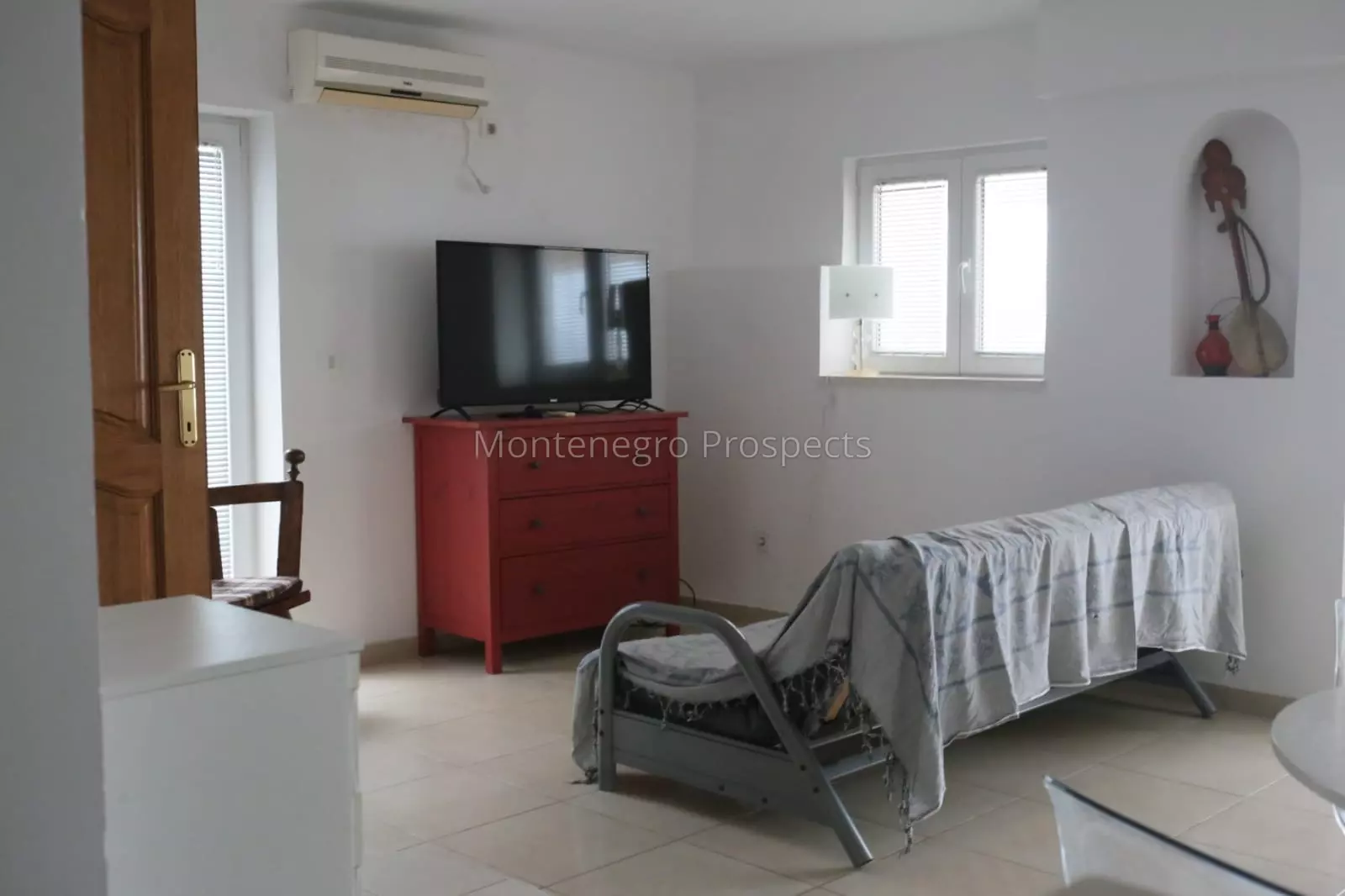 One bedroom apartment with sea views in donja lastva tivat 13794 4