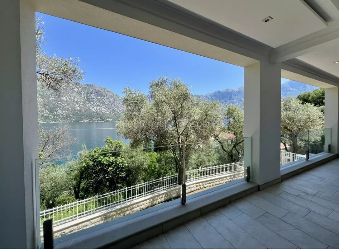 12718 villa lux stoliv 5 1088x800