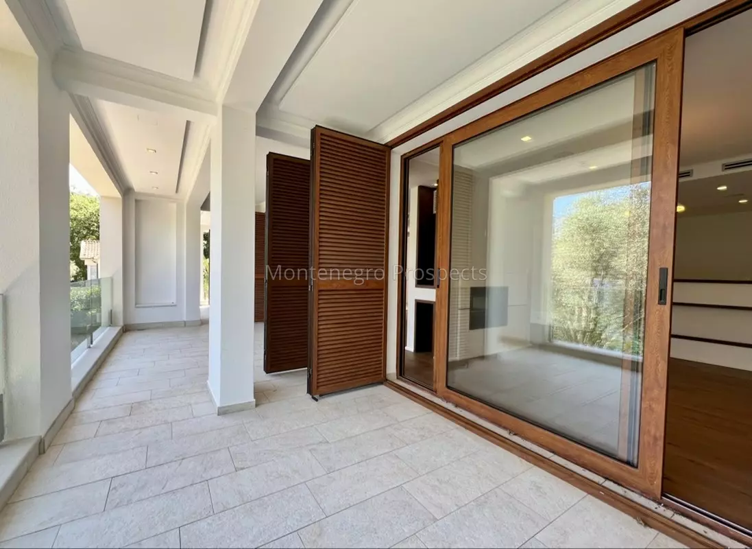 12718 villa lux stoliv 9 1097x800